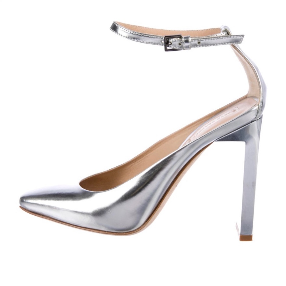Reed Karkoff pumps